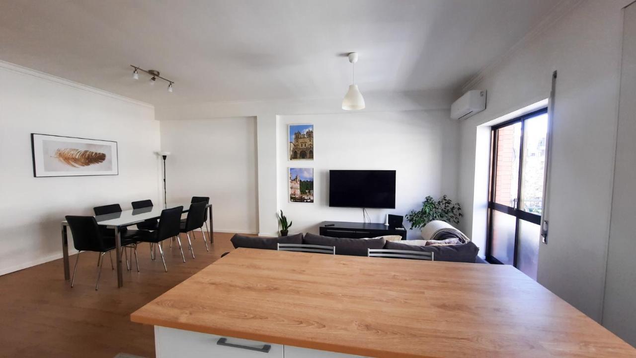 Lovely 2-Bedroom Apartment - Near Braga City Center! エクステリア 写真